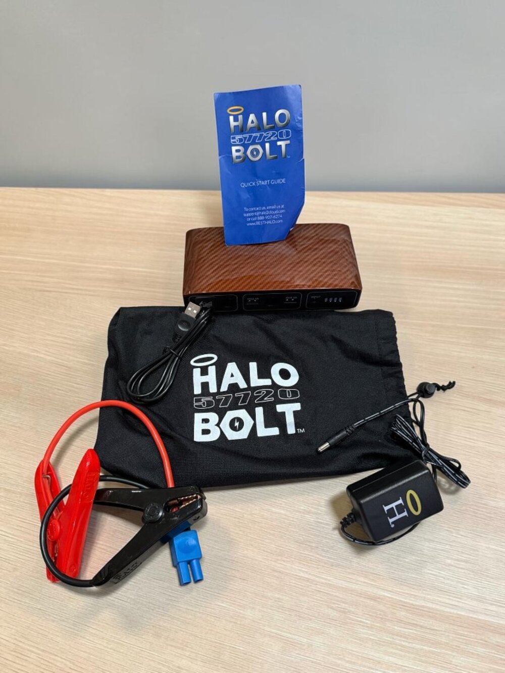 Halo Bolt 57720 Car Jump Starter/Power Bank